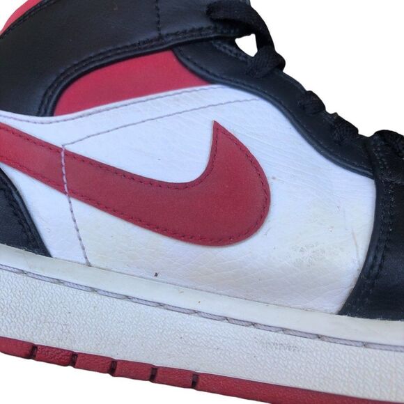 2020 Nike Air Jordan 1 Mid Gym Red Black White Size 9 - Picture 9 of 16